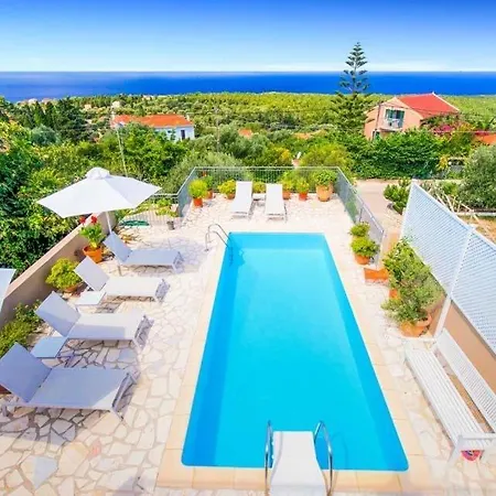 Villa Markantonata Sleeps 5 Pool Air Con Wifi