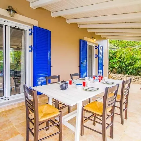 Villa Markantonata Sleeps 5 Pool Air Con Wifi