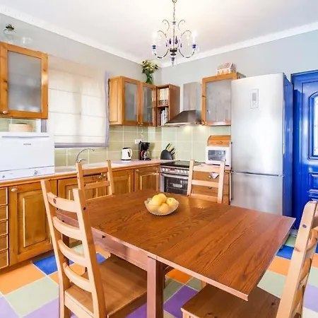 Markantonata Sleeps 5 Pool Air Con Wifi Villa